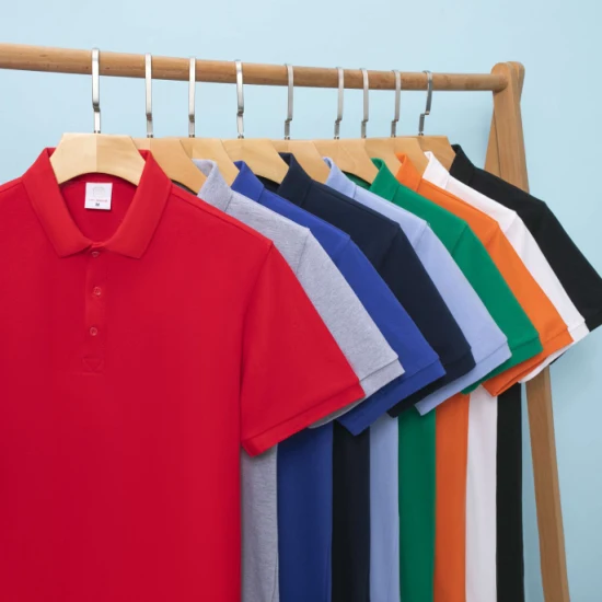 Abbigliamento aziendale Abbigliamento da lavoro su misura da uomo Polo in cotone 100% manica corta ricamata blu personalizzata per prestazioni da golf